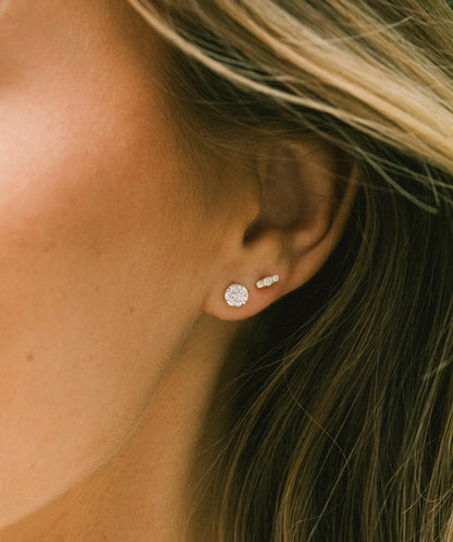 Signature Solitaire Flat Back Stud